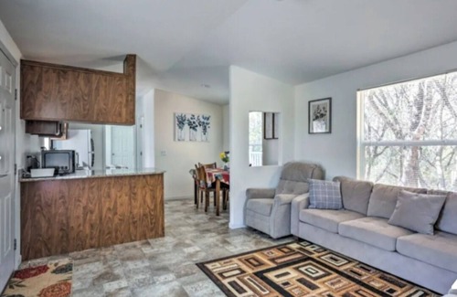 Mariposa Casa | Blue Mountainview welcomes long stays