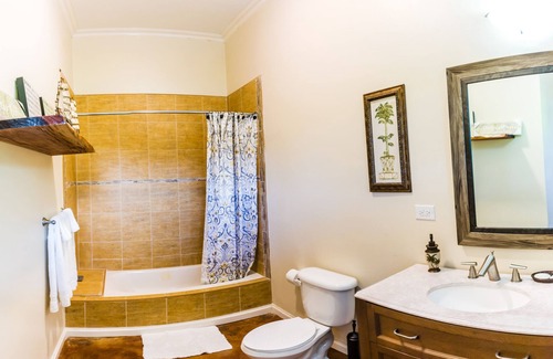 Lucea Cama Y Desayuno | Blue Paloma Bed & Breakfast