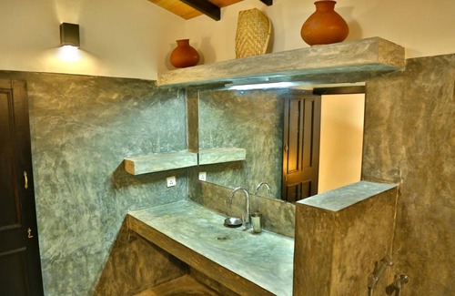 Hikkaduwa Casa | Blue Parrot Beach Villa