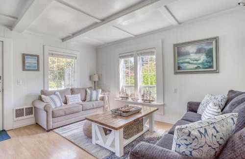 Gleneden Beach Casa | Blue Pineapple