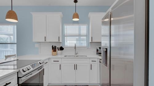 Village of Sugar Beach Casa | Blue Pineapple