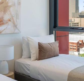 Adelaide Central Business District Apartamento | Blue Pool Escape Stunning Views