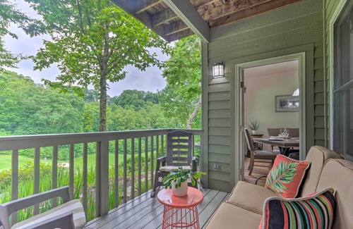 Mountain Air Apartamento | Blue Ridge Mtn Views: Condo w/ Furnished Balcony