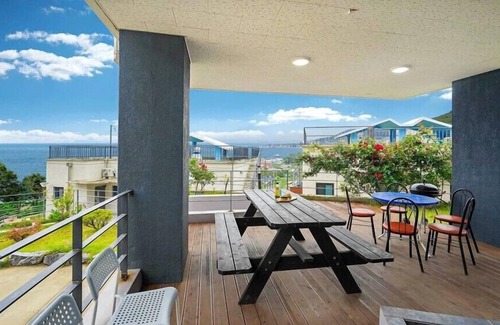 Yeongdeok Apartamento | Blue Road Town Pension (Bada-dong)