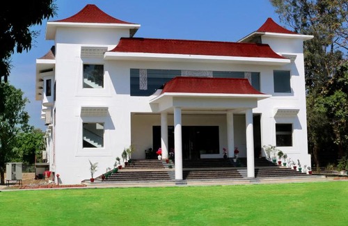Ramnagar Hotel | Blue Sapphire