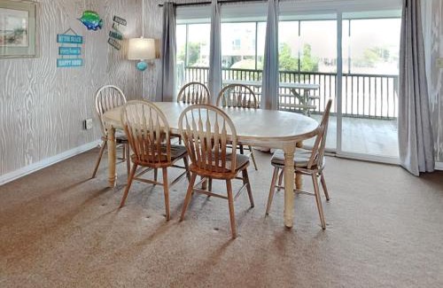 Topsail Beach Casa | Blue Shamu