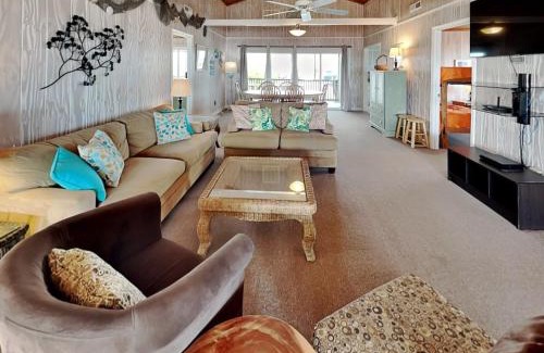 Topsail Beach Casa | Blue Shamu
