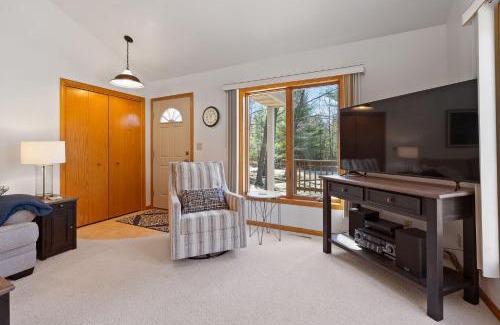 Fish Creek Casa | Blue Skies and Cherry Pies by Simple Life Rentals