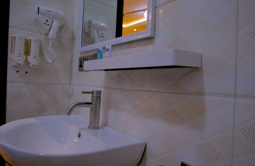 Zuarungu Hotel | BLUE SKY HOTEL LTD
