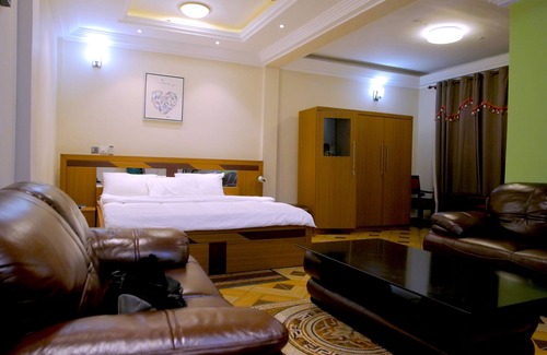 Zuarungu Hotel | BLUE SKY HOTEL LTD