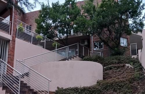 Greater Johannesburg Metropolitan Area Casa | Blue Sky Manor