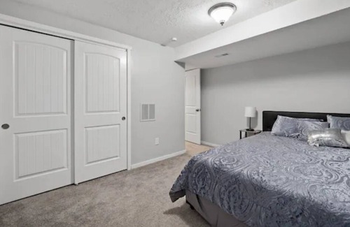 Pleasant Grove Casa | Blue Sky Oasis /Spacious & Cozy /Walkout Basement