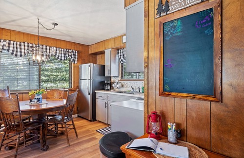 Greer Cabina | Blue Spruce Cabin Sum