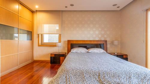 Gondomar Casa | Blue velvet room
