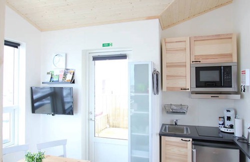 Reykholt Cabina | Blue View Cabin 3B with Hot Tub