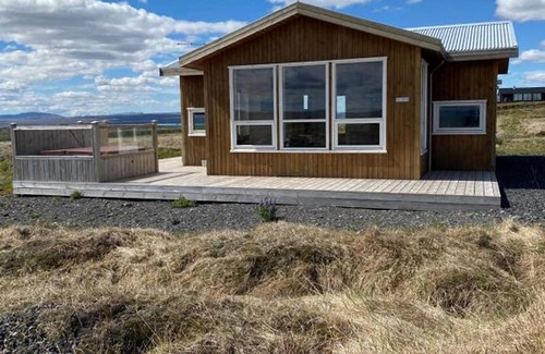 Reykholt Cabina | Blue View Cabin 6A with Hot Tub