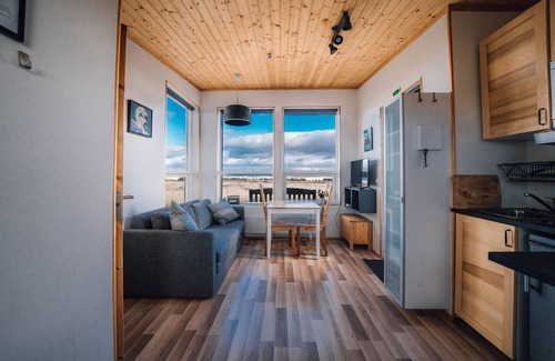 Reykholt Cabina | Blue View Cabin 7B with Hot Tub