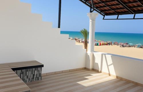 Raoued plage Casa | Blue View Rooftop - Gammarth , Pieds dans l'eau, Terrasse panoramique face à la mer