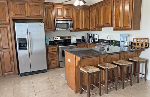 Grand Isle Casa | Blue Water Villa A - Beach Access - Island Realty