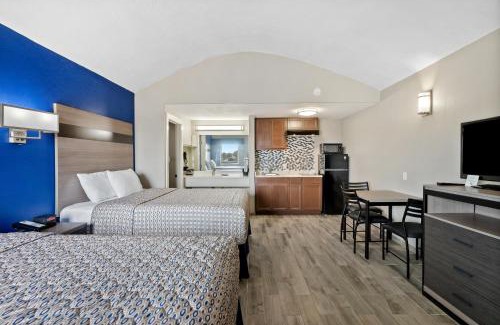 Rockport Hotel | Blue Wave Inn