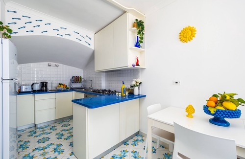 Chiesa Nuova Apartamento | Blue Waves