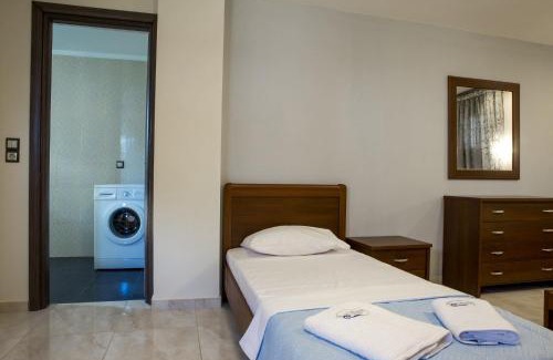 Plomari Apartamento | Blue Waves Luxury Suites by the Sea
