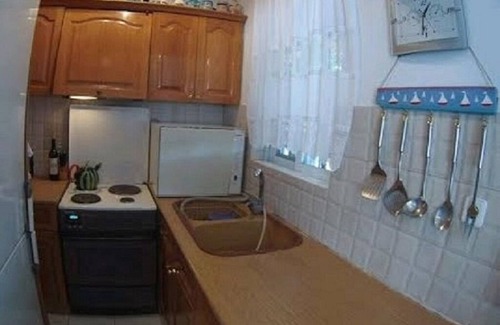 Palaia Fokaia Casa | CASITA AZUL Y BLANCA SOBRE EL MAR CERCA DE SOUNIO