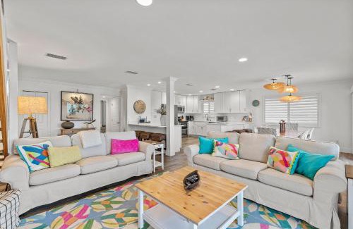New Smyrna Beach Casa | Blue Yonder Beach House