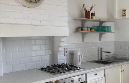 Mumbles Casa | Bluebell House - Sea Views & Garden