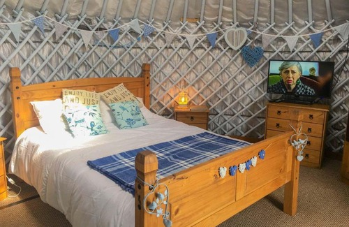 Truro Casa | Bluebell Yurt