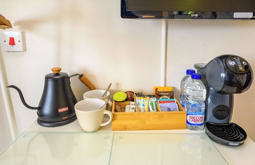Staple Hill Apartamento | Bluebells by StayStaycations