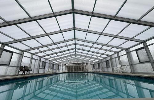 South Haven Casa | Blueberry Beach House indoor pool, hot tub