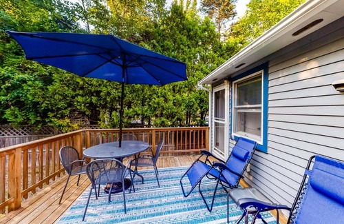 Otter Creek Casa | Blueberry Cottage