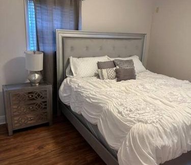 Church Street Casa | Blueberry peach Retreat