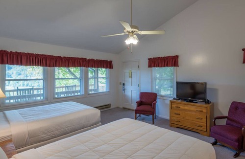 Canton Casa | Bluebird at Springdale: Resort Home with Golf Course and Pool Access!