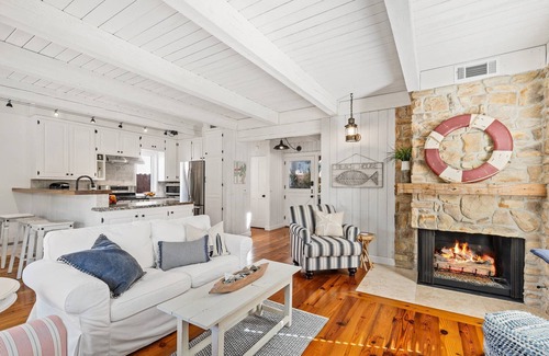Diamond Crestview Cabaña | Bluebird Beach Cottage en Laguna Beach - ¡a pie de playa y ciudad!