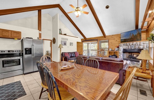 Rockbridge Cabina | Bluebird Cabin en Hummingbird Hill (área de Hocking Hills)
