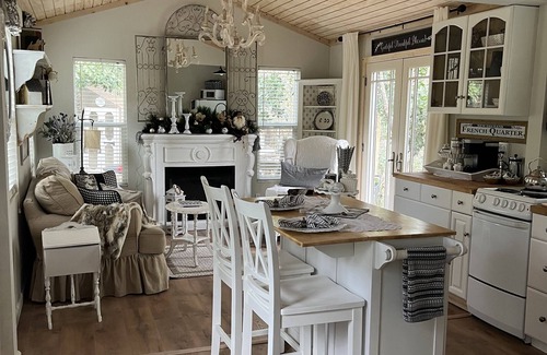 Vista Casa | Bluebird Cottage, una experiencia de campo francés