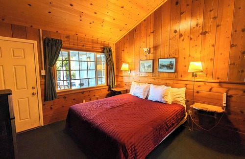 Idyllwild Cabina | Bluebird Cottage Inn