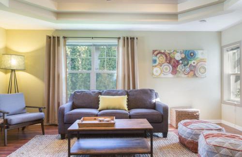 River West Casa | Bluebird Day - Cascadia Craftsman