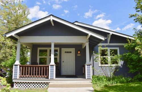 River West Casa | Bluebird Day - Kokanee Cottage