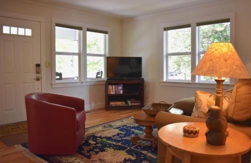 River West Casa | Bluebird Day - Kokanee Cottage