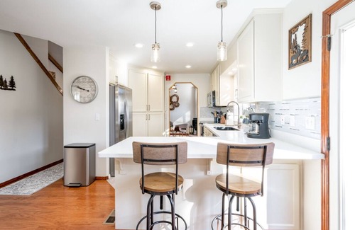 Southern Crossing Casa | Bluebird Day - Mountain Escape