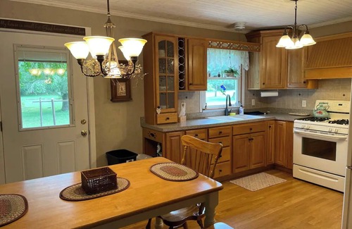 Jersey Shore Casa | Bluebird Hollow - Entire home in Jersey Shore, Pennsylvania, United States