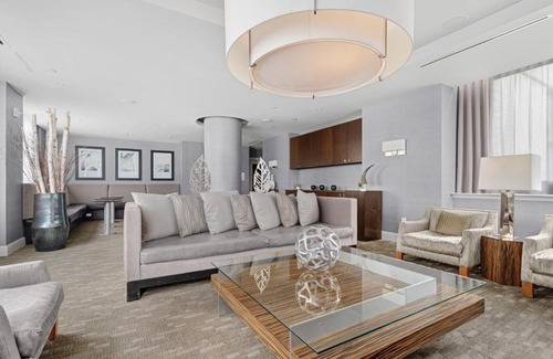 Hudson Exchange Apartamento | Bluebird Suites near the PATH