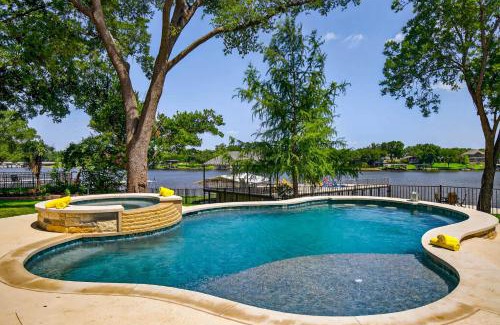 Kingsland Casa | Bluebonnet Retreat Haven