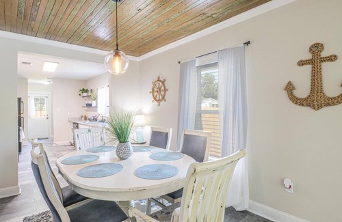 Gulfport Cabaña | BlueFish Cottage, Walk 2 Beach, Casino, Pet Friendly