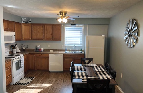 Kenton Casa | Bluegrass Blessing - Rural house central to Ark, Creation Museum, Cincy