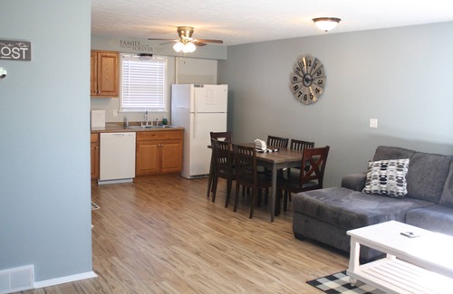 Kenton Casa | Bluegrass Blessing - Rural house central to Ark, Creation Museum, Cincy