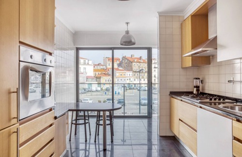 Alcantara Apartamento | Blueground | Alcantara, fully furnished